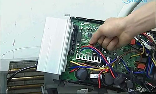 滨江美的空调电话是多少